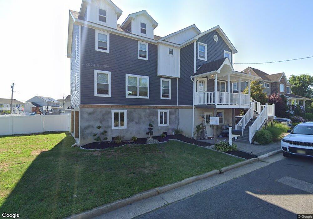 404 Shore Rd, Keyport, NJ 07735 - photo 1