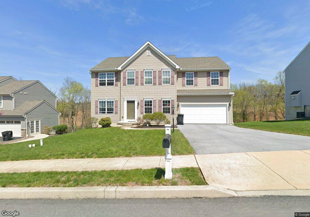 432 E 4th St, Bernville, PA 19506 - photo 1