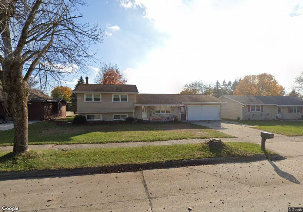 3015 41st St, Two Rivers, WI 54241 - photo 1