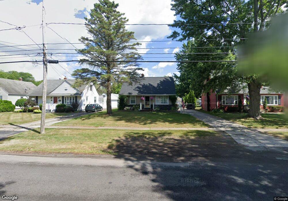 271 Warner Ave, North Tonawanda, NY 14120 - photo 1