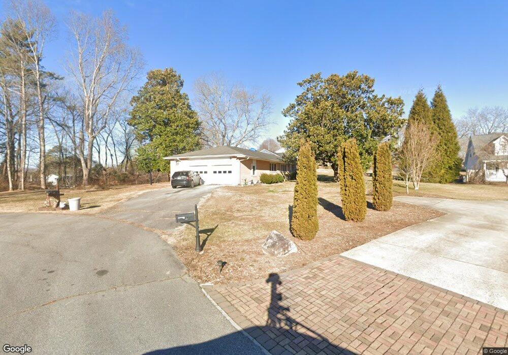 60 Greg Ct, Hendersonville, NC 28792 - photo 1