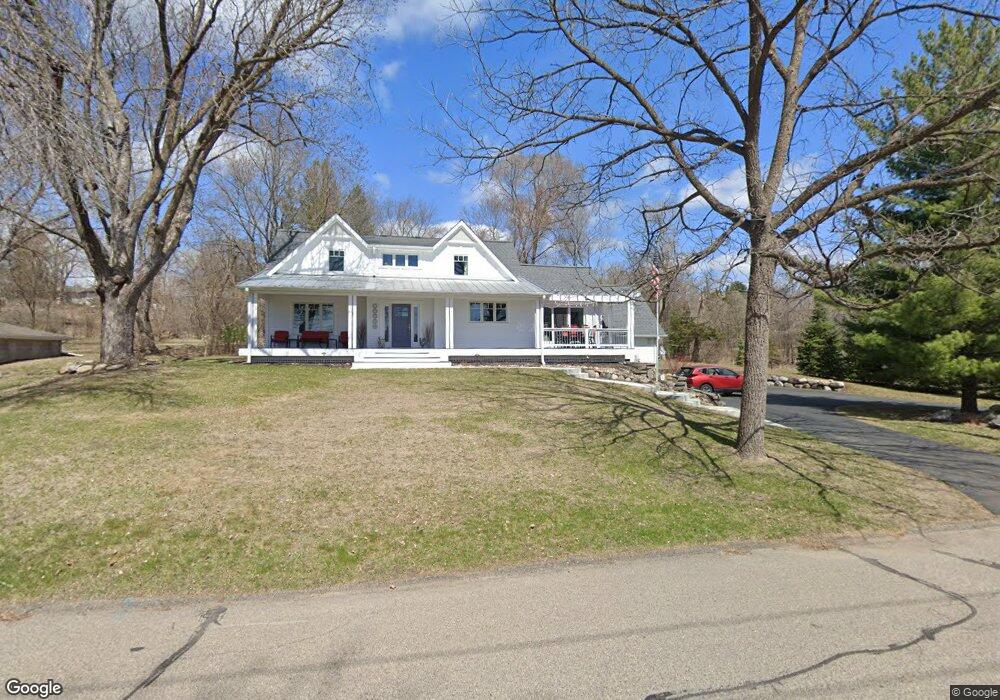 13920 Kinsel Rd, Minnetonka, MN 55345 - photo 1