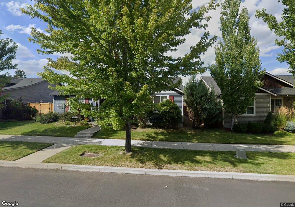 20658 Couples Ln, Bend, OR 97702 - photo 1