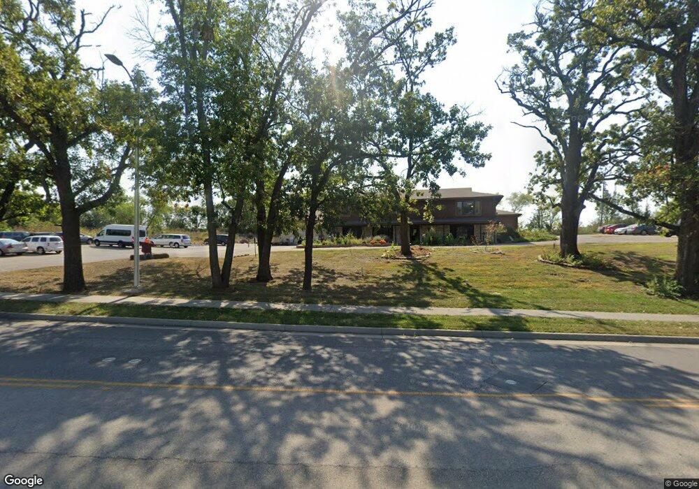 2521 SW 37th St, Topeka, KS 66611 - photo 1