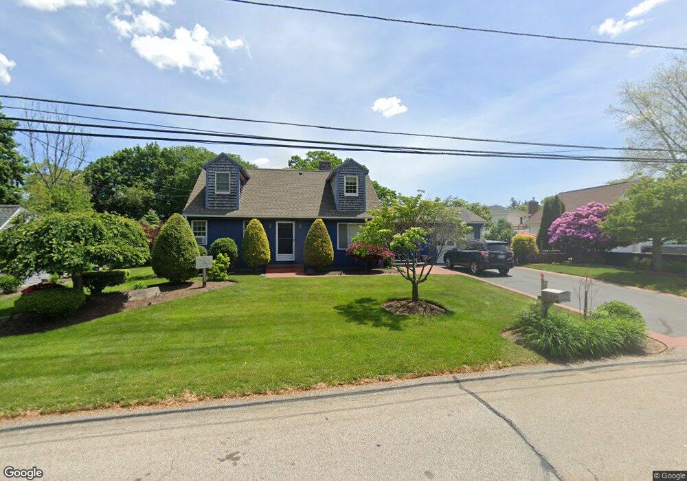 33 Barnes St, Greenville, RI 02828 - photo 1