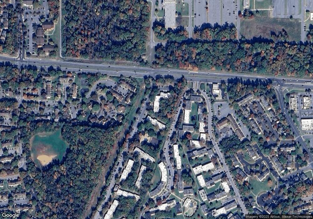 8411 Greenbelt Rd unit 201, Greenbelt, MD 20770 - photo 1