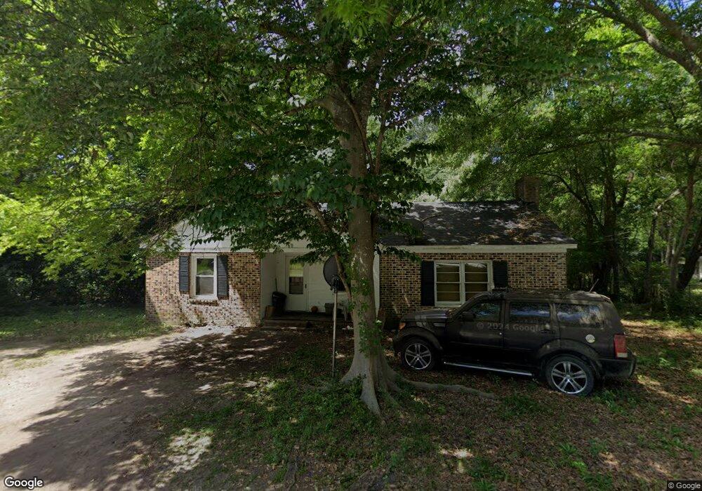 1915 Law St, Camden, SC 29020 - photo 1