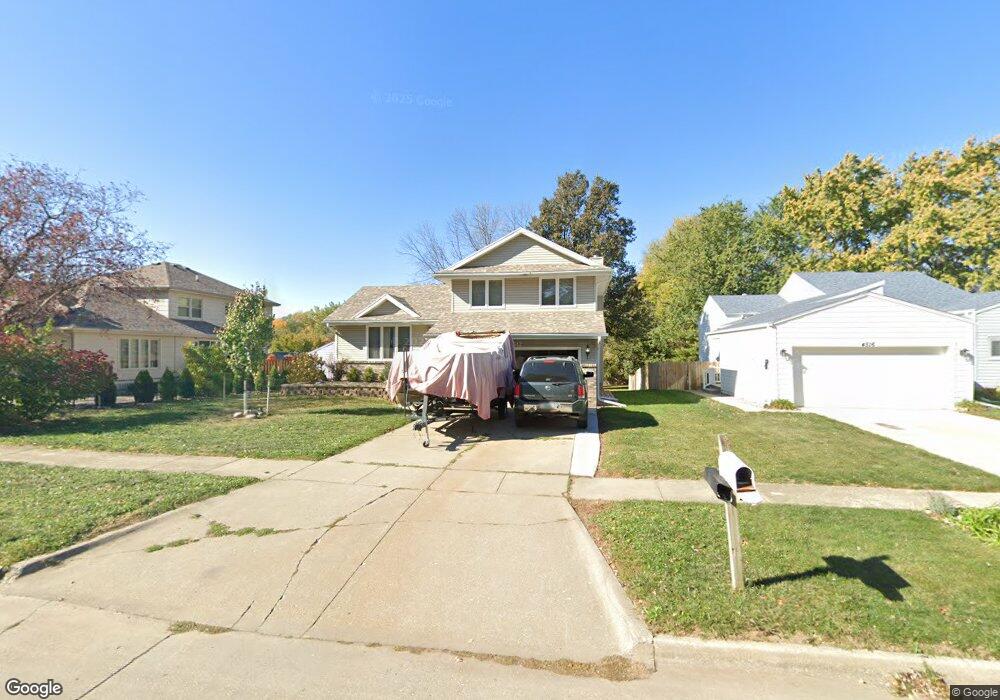 4512 51st St, Des Moines, IA 50310 - photo 1
