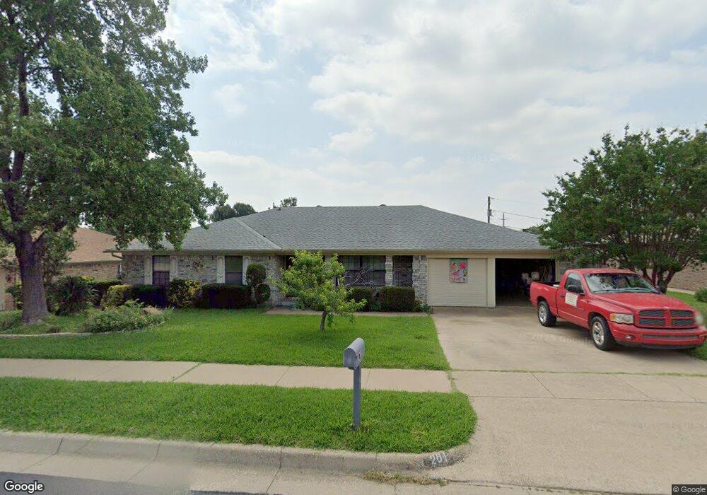 201 Carolyn Dr, Hurst, TX 76054 - photo 1