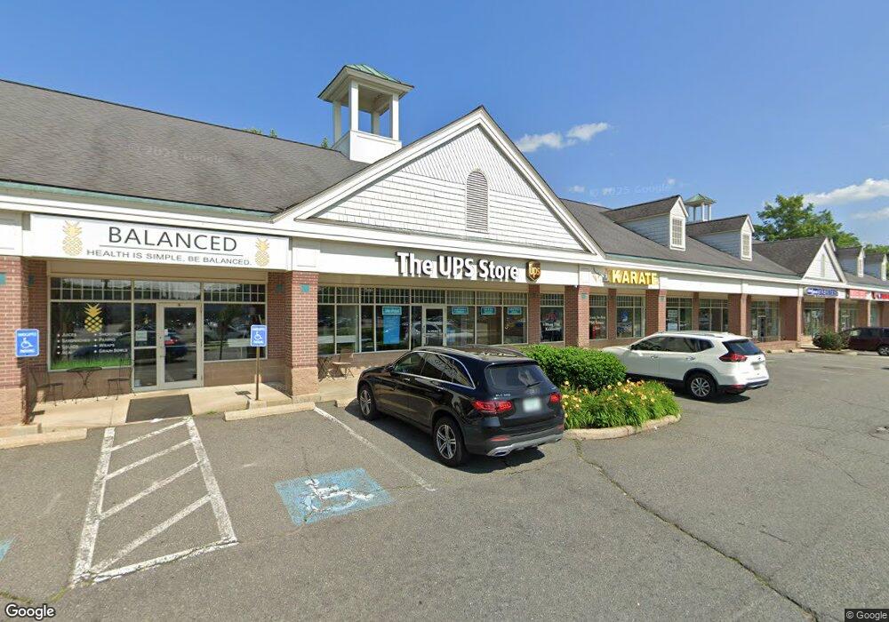 37 Plaistow Rd unit 5, Plaistow, NH 03865 - photo 1