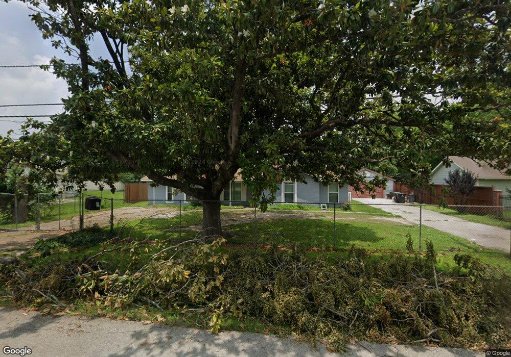 2409 Pine Tree Dr, Houston, TX 77093 - photo 1