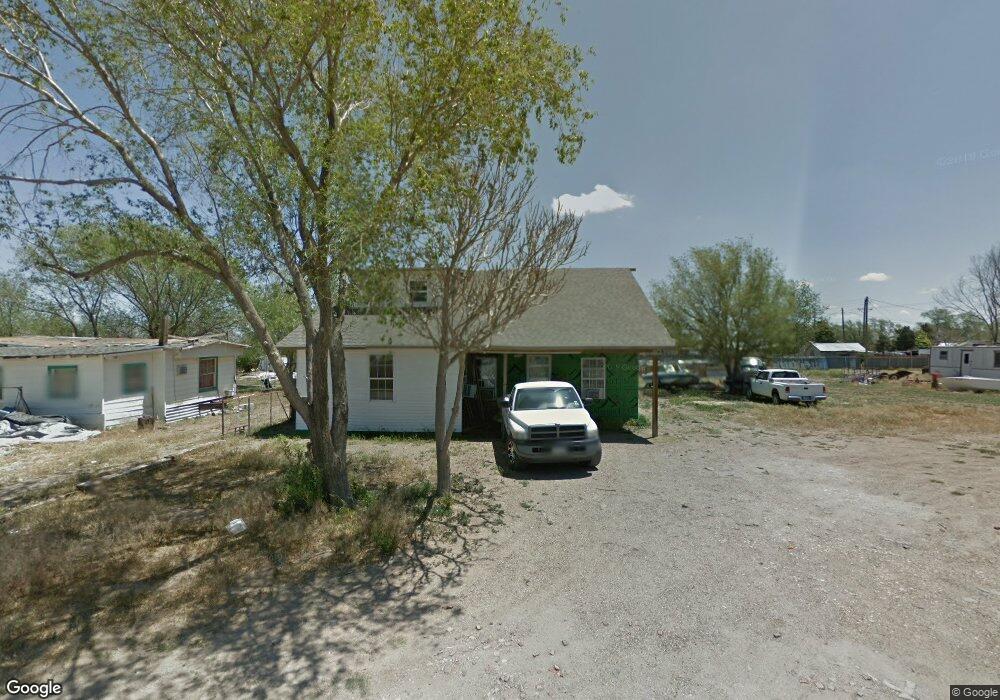 2704 Upchurch St, Plainview, TX 79072 - photo 1