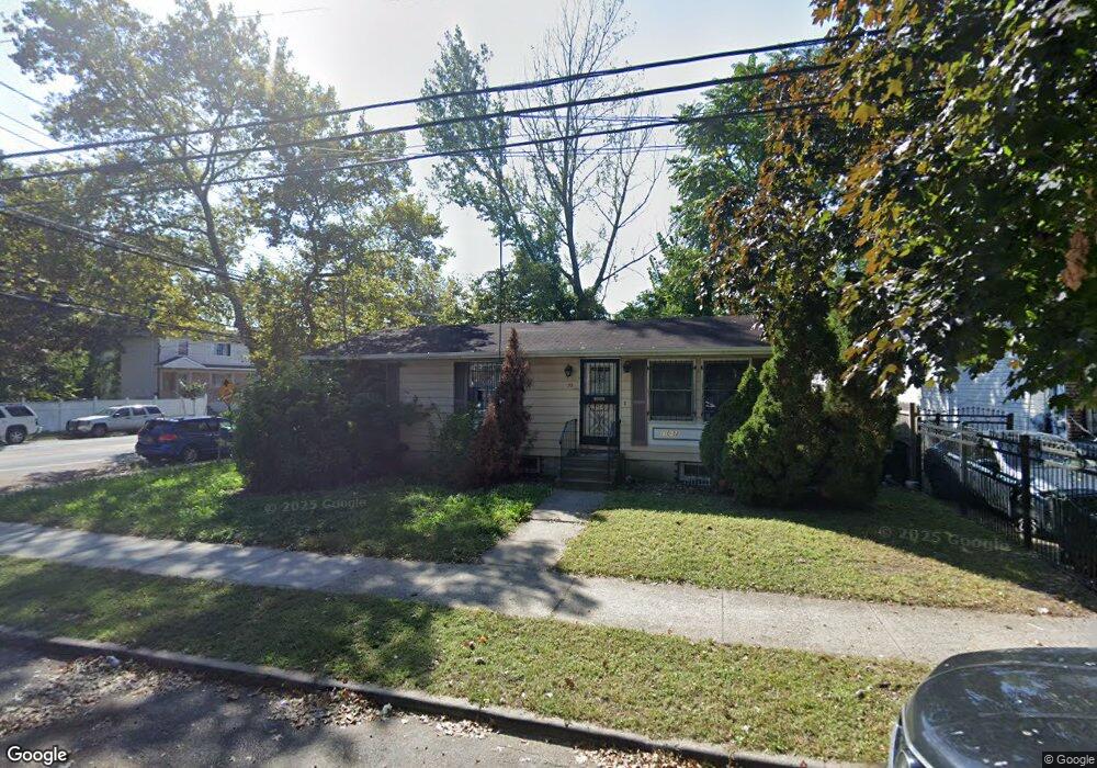 11052 156th St, Jamaica, NY 11433 - photo 1