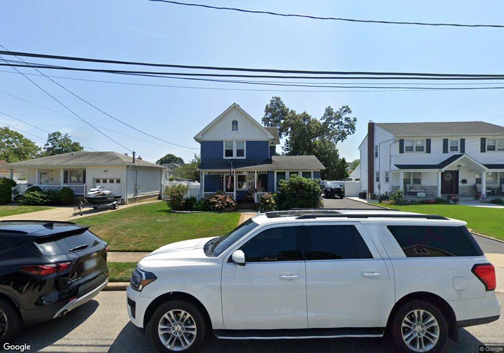 3940 Hickory St, Seaford, NY 11783 - photo 1