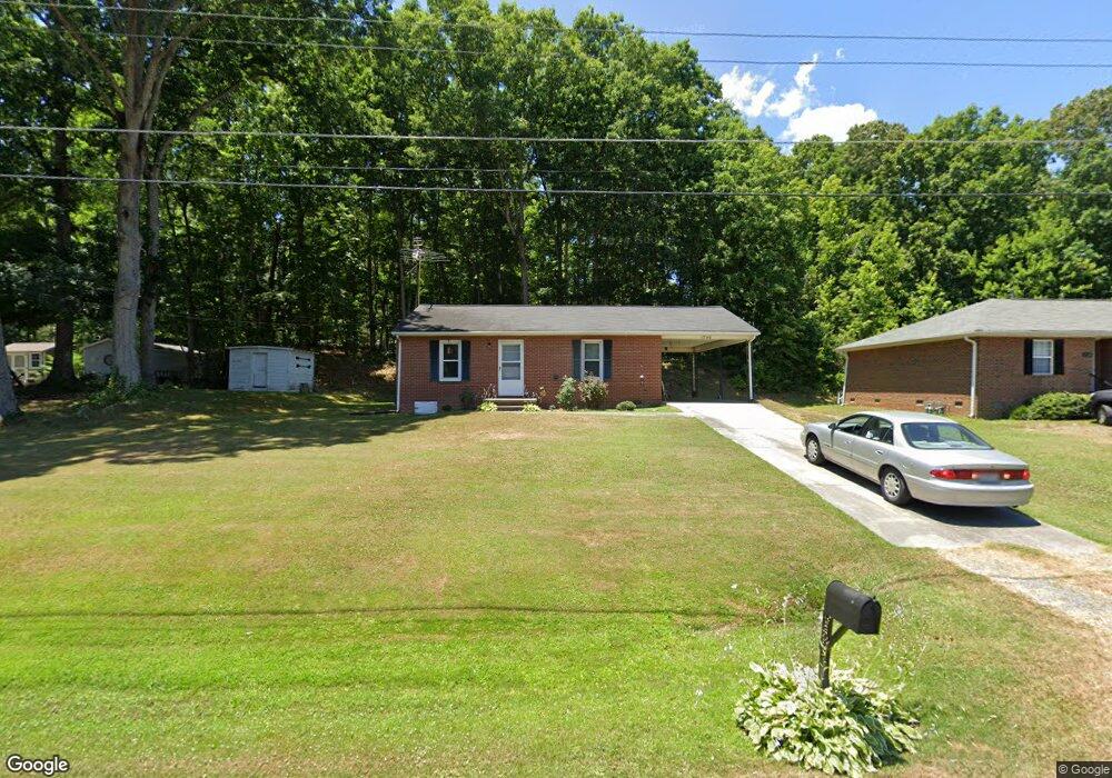 1746 Harvell St, Asheboro, NC 27205 - photo 1