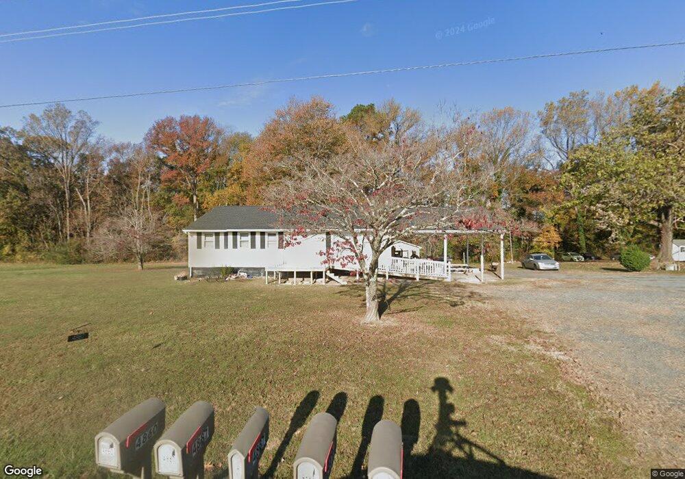 4887 Leedstown Rd, Colonial Beach, VA 22443 - photo 1