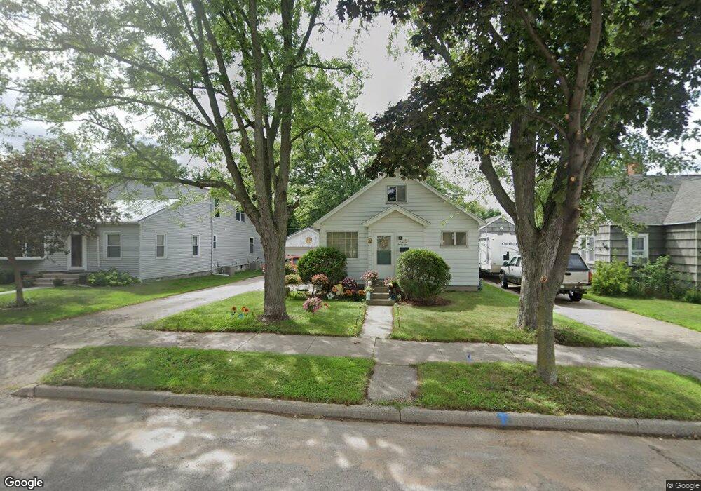 1821 16th St, Menominee, MI 49858 - photo 1