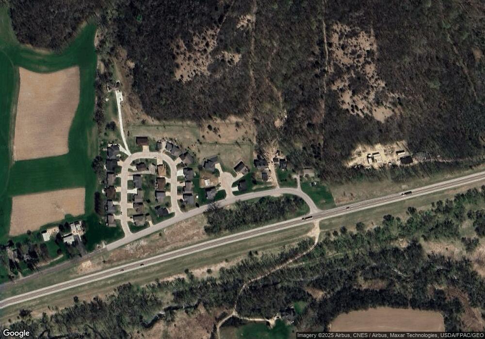 56 Bluebird Ct, Winona, MN 55987 - photo 1