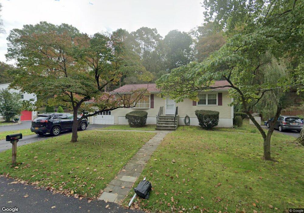 51 Sherwood Rd, Cortlandt Manor, NY 10567 - photo 1