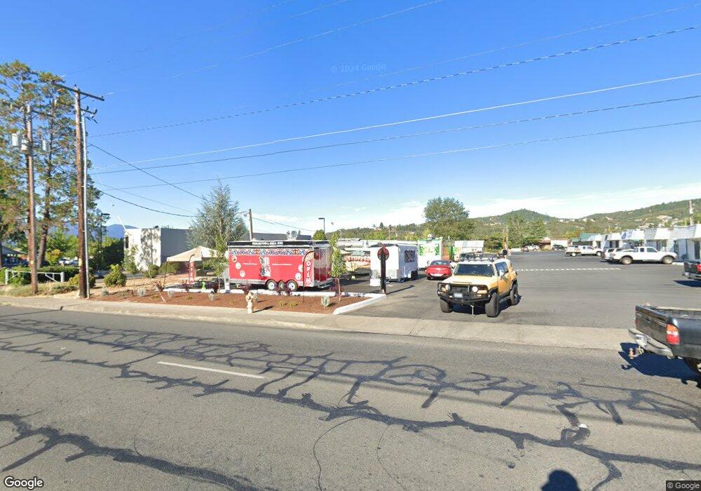 1572 NE 7th St, Grants Pass, OR 97526 - photo 1