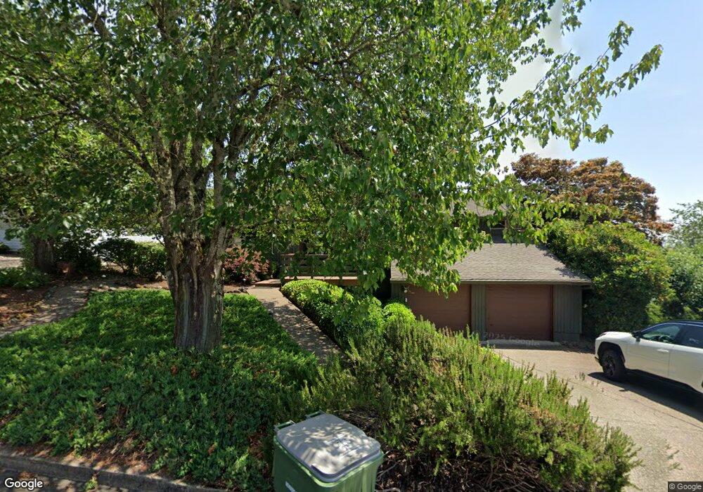 225 NW Laurel St, Dundee, OR 97115 - photo 1