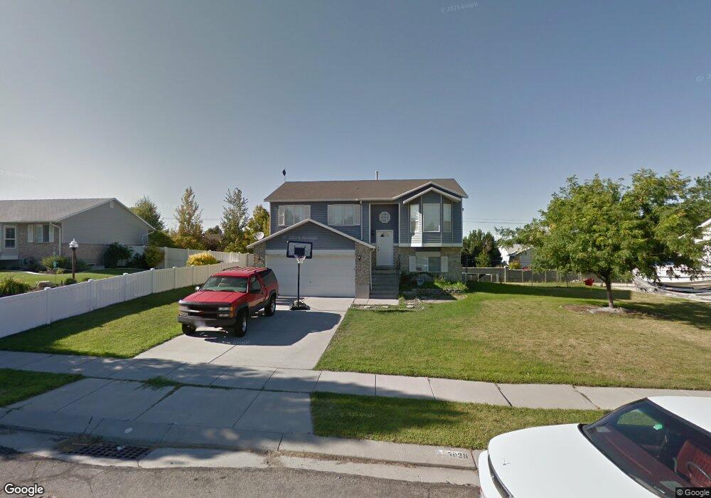 5028 W Robin Hill Rd, West Jordan, UT 84081 - photo 1