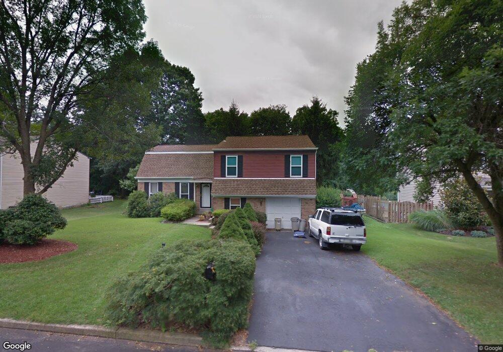 328 Wheatsheaf Ln, Langhorne, PA 19047 - photo 1