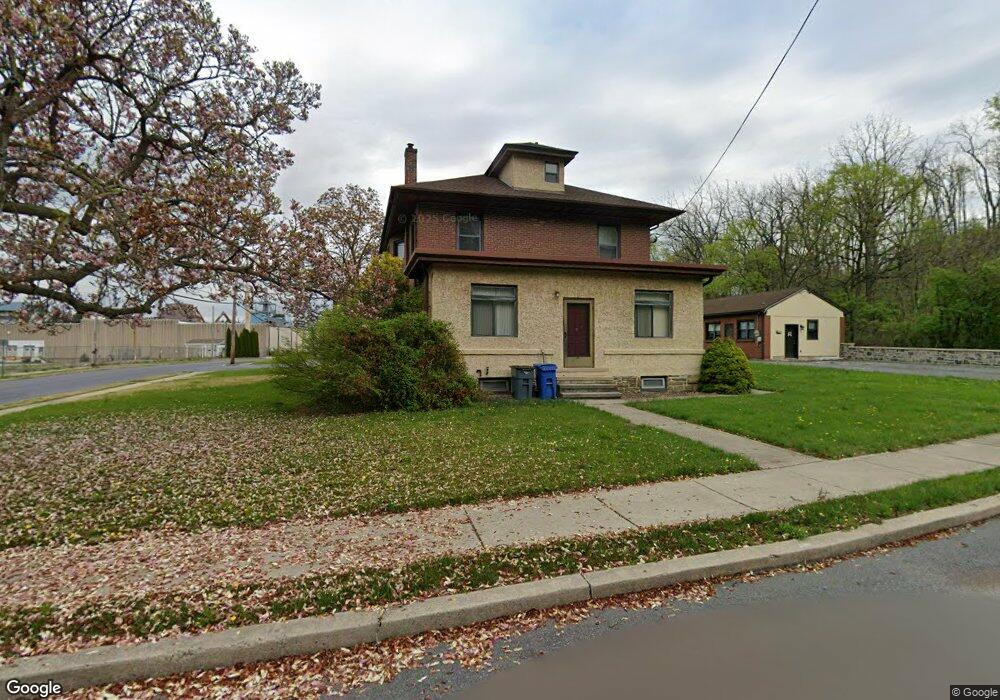 301 Spring Valley Rd, Laureldale, PA 19605 - photo 1