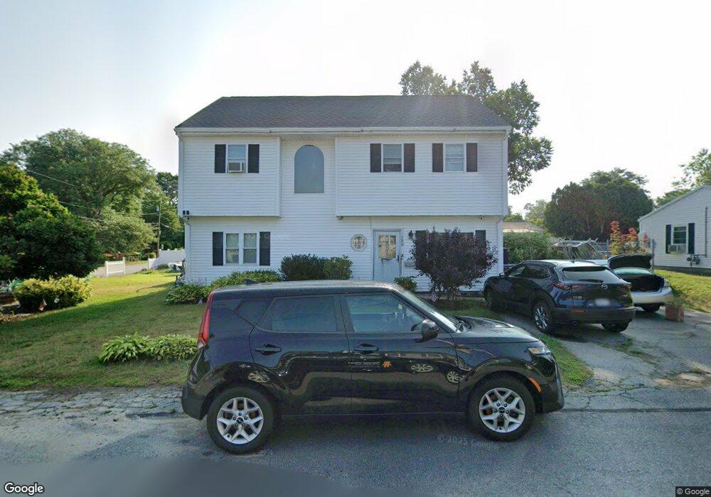 189 Thornton Ave, Lowell, MA 01852 - photo 1