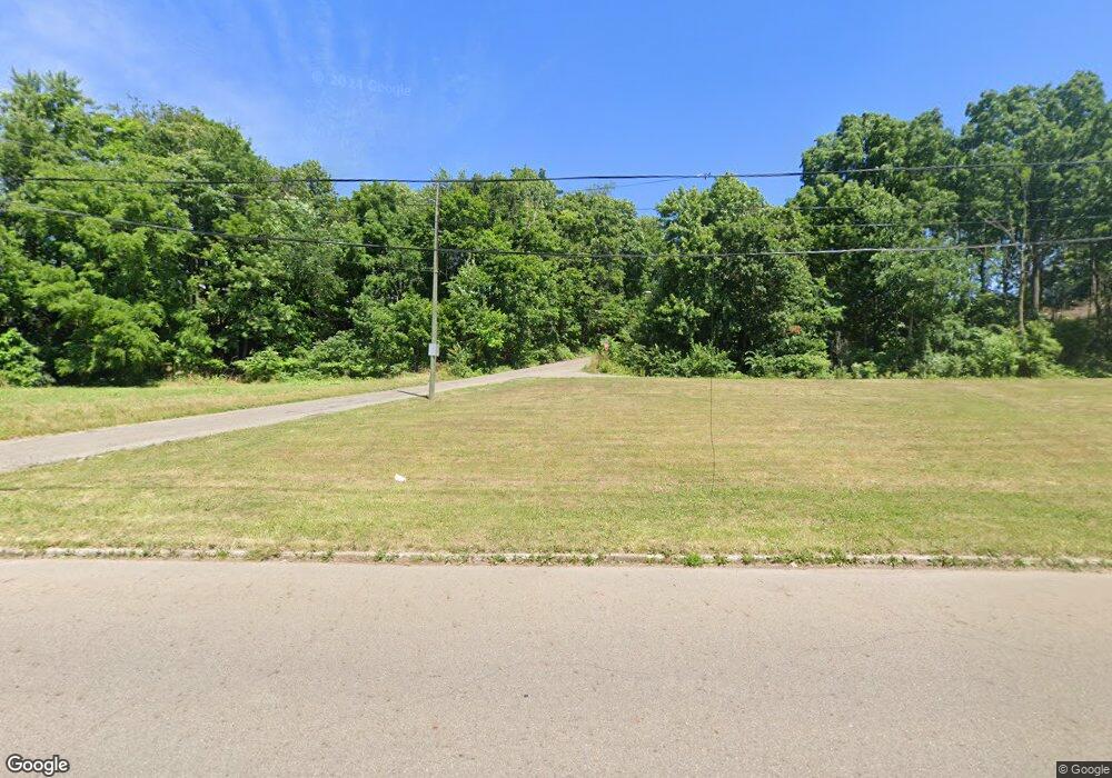 1111 Lawrence Rd NE, Canton, OH 44705 - photo 1