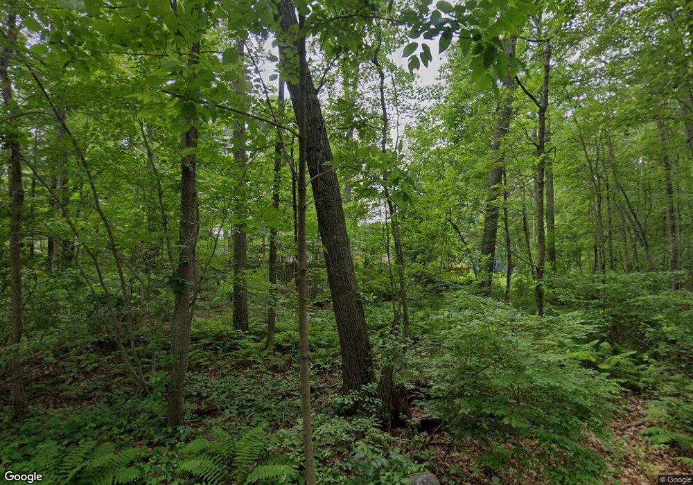 52 4th St, Dracut, MA 01826 - photo 1