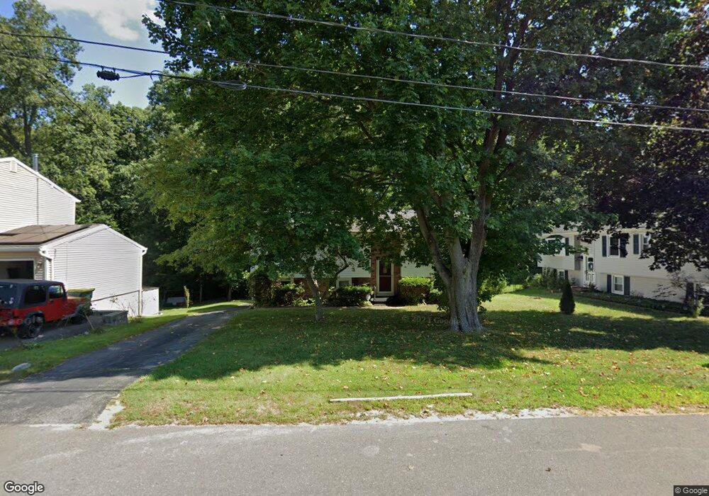 36 Madera Dr, Waterbury, CT 06704 - photo 1