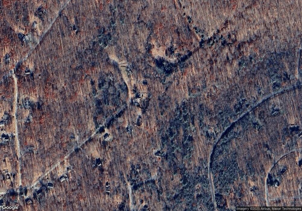 250 Mohican Rd, Canadensis, PA 18325 - photo 1