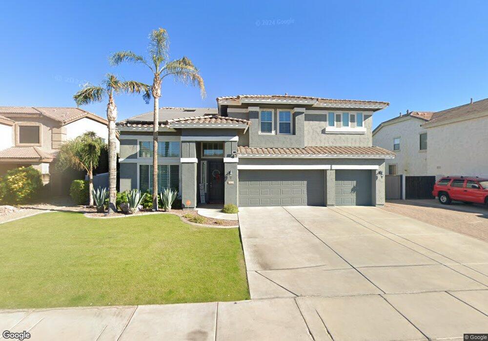 499 N Swallow Ln, Gilbert, AZ 85234 - photo 1