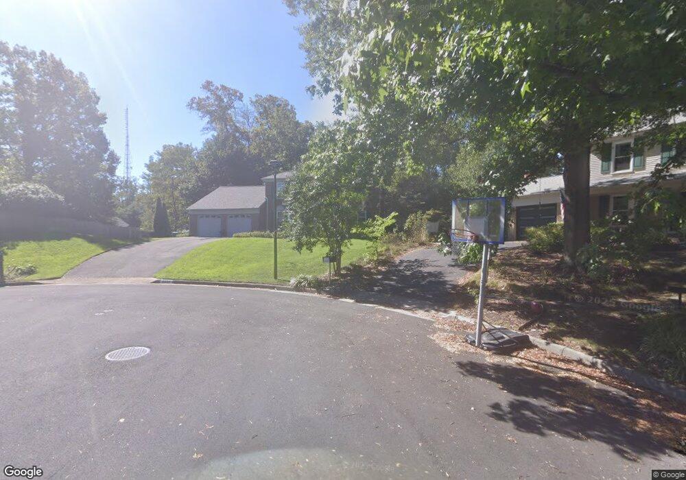 2494 Carol Place, Falls Church, VA 22046 - photo 1