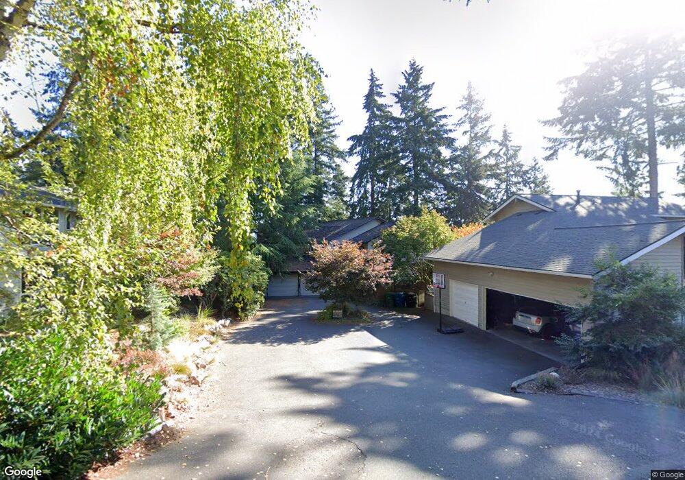 7860 Island Crest Way, Mercer Island, WA 98040 - photo 1