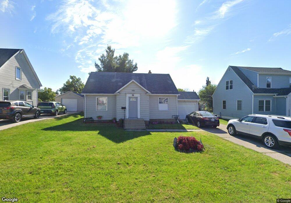 105 N 16th St, Marshalltown, IA 50158 - photo 1