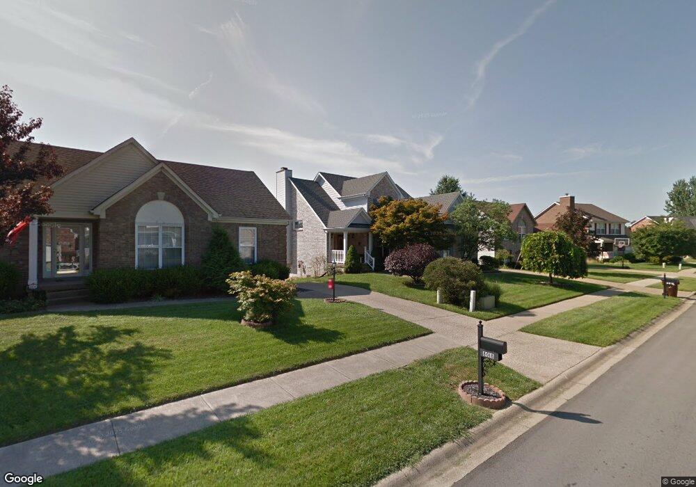 8016 Adams Run Rd, Louisville, KY 40228 - photo 1