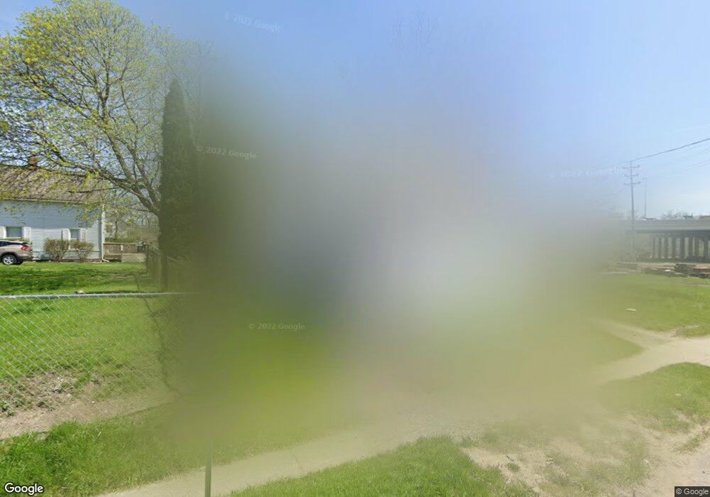 807 Fenton Rd, Flint, MI 48503 - photo 1