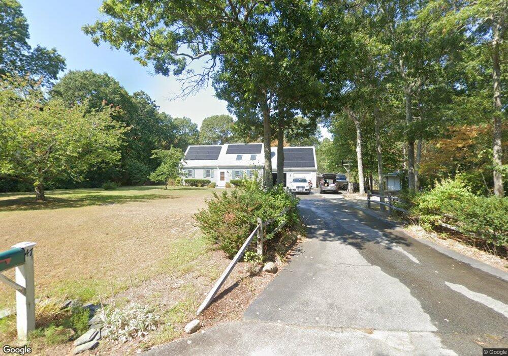 47 Clover Ln, Marstons Mills, MA 02648 - photo 1