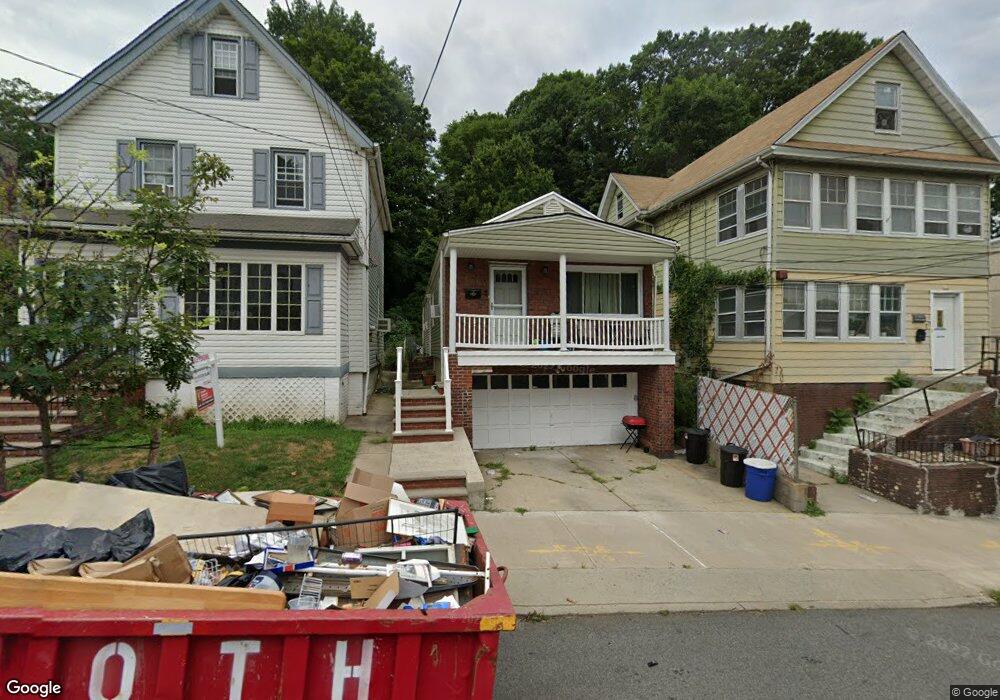 308 Glen Ave, Staten Island, NY 10301 - photo 1