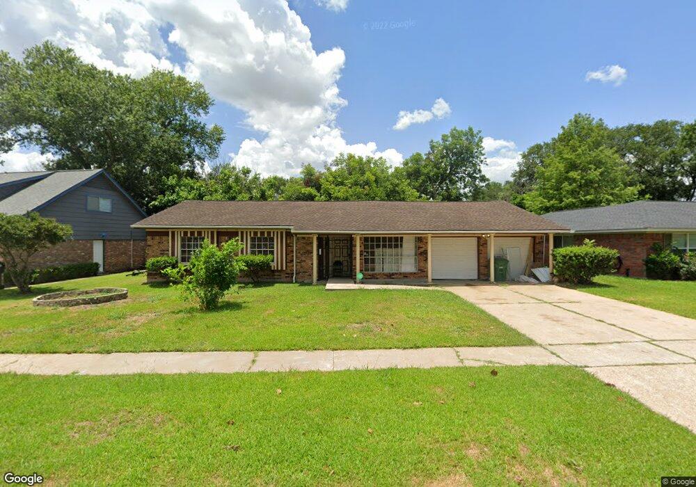 10942 Gulf Valley St, Houston, TX 77075 - photo 1