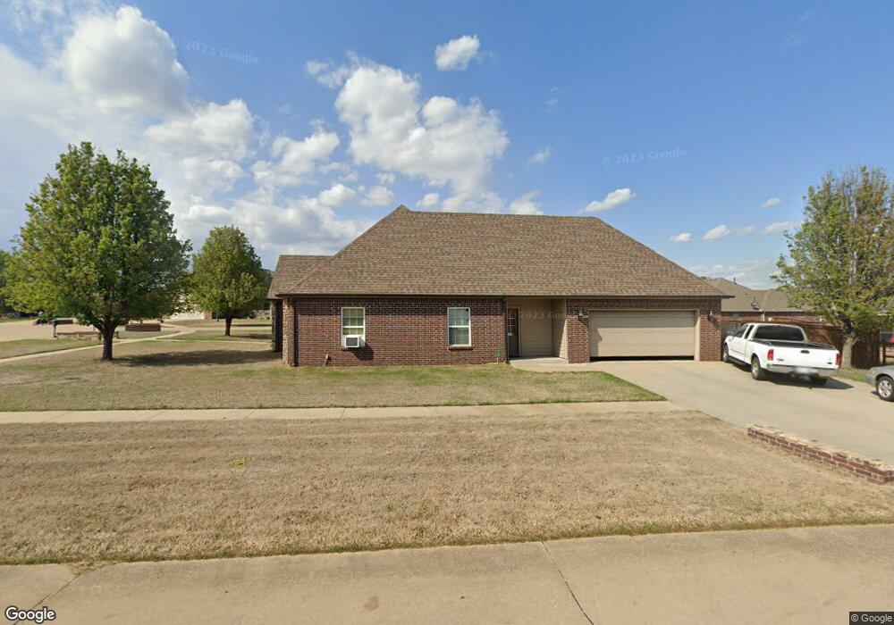 1209 S Mockingbird Ct, Skiatook, OK 74070 - photo 1