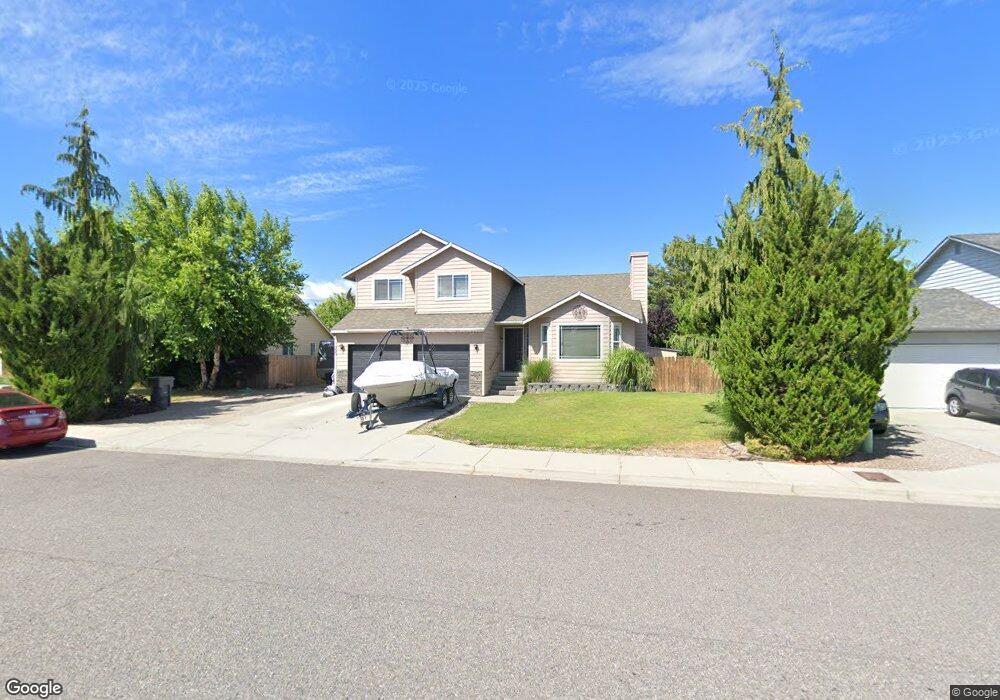 330 Manowar Ln, East Wenatchee, WA 98802 - photo 1