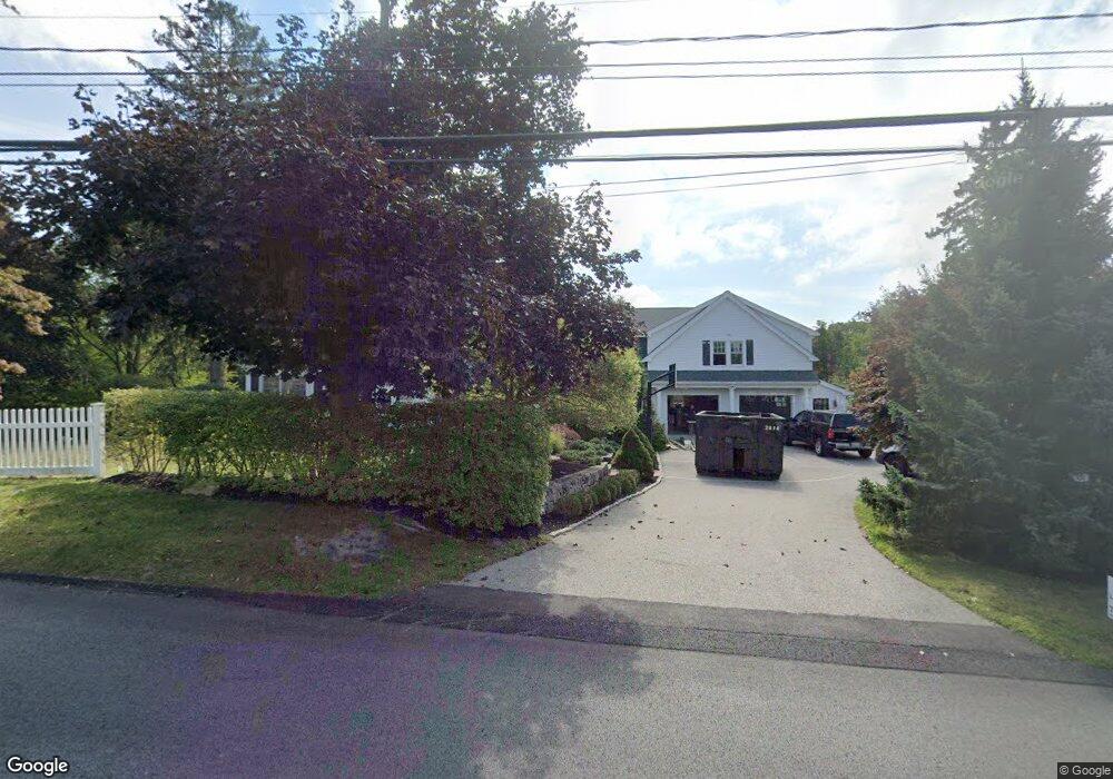 148 Pond St unit 1, Cohasset, MA 02025 - photo 1