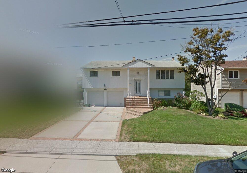 2067 Kenneth Rd, Merrick, NY 11566 - photo 1