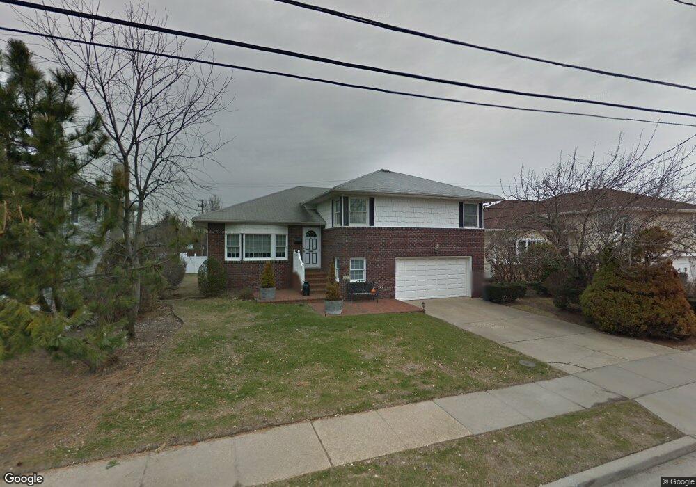 125 Audrey Dr, Lido Beach, NY 11561 - photo 1