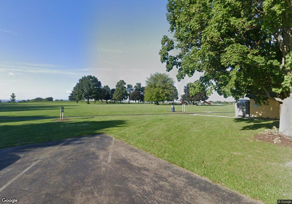 23 E Main St, Leola, PA 17540 - photo 1