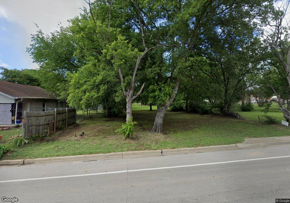 1115 NE Martin Luther King jr Ave, Ardmore, OK 73401 - photo 1
