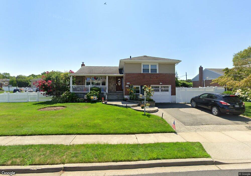 26 Sylvia Rd, Plainview, NY 11803 - photo 1